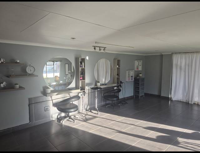 4 BEDROOM HOUSE TO LET IN VANDERBIJLPARK SW 5